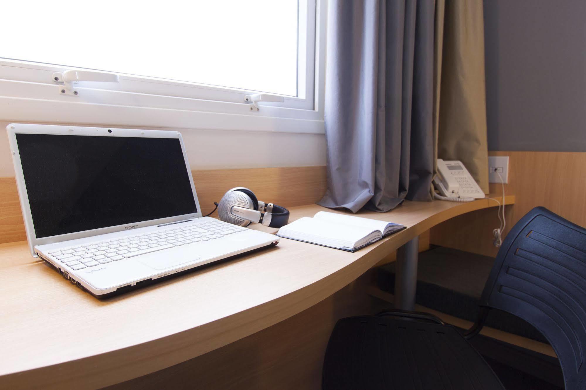 Ibis Cascavel Hotel Kültér fotó